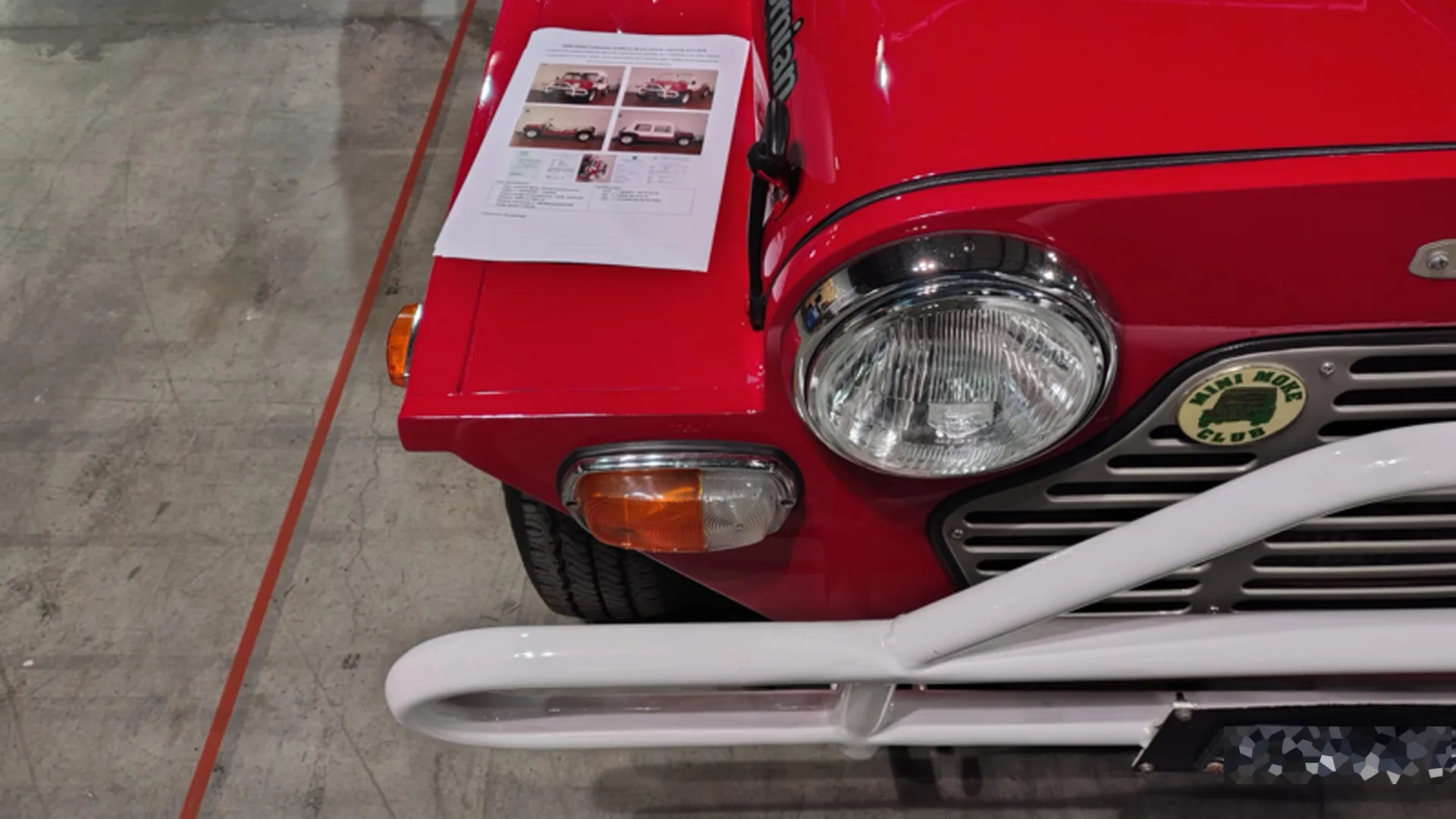 Il veicolo doveva essere impacchettato in casse da lanciare col paracadute o calare da un elicottero.