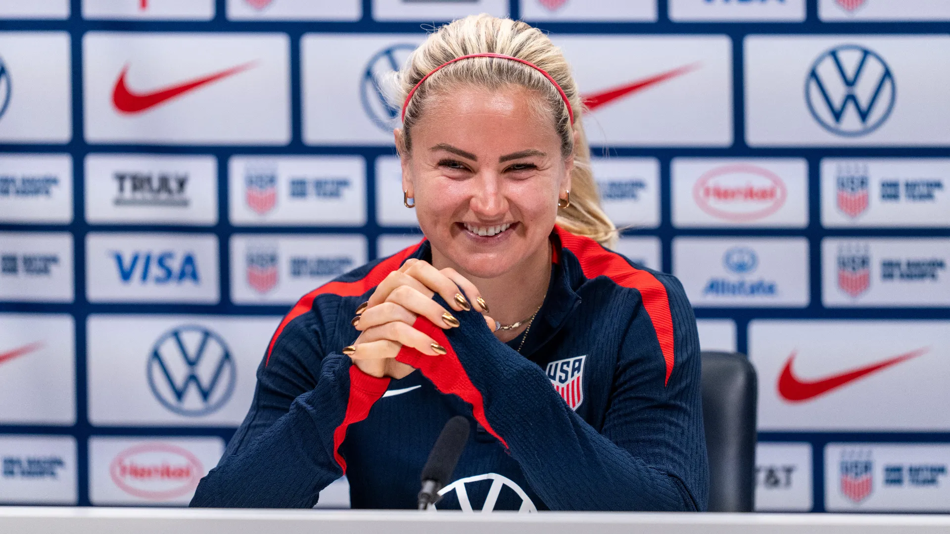 Fa da ponte tra le veterane e le nuove leve della nazionale americana.