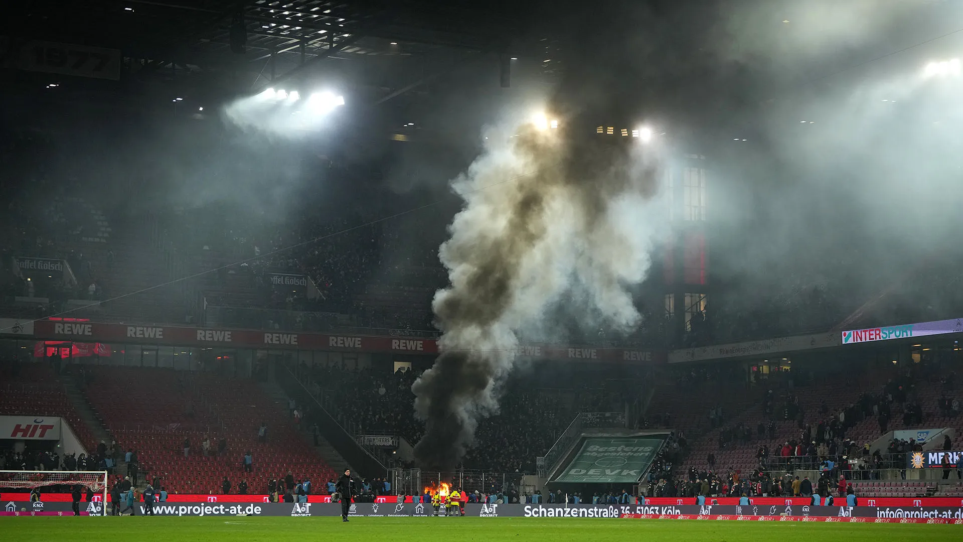 Grandissima paura al termine della sfida tra Colonia ed Eintracht Francoforte