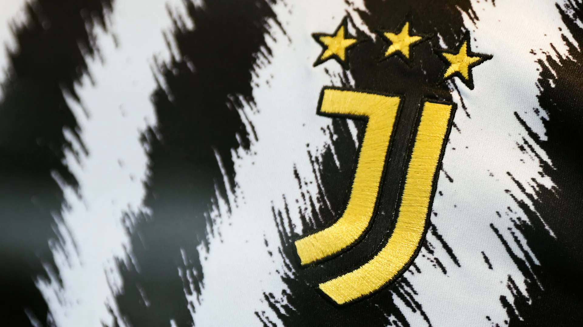 Il club non può più permettersi stipendi da 10-12 milioni per equilibri di spogliatoio.