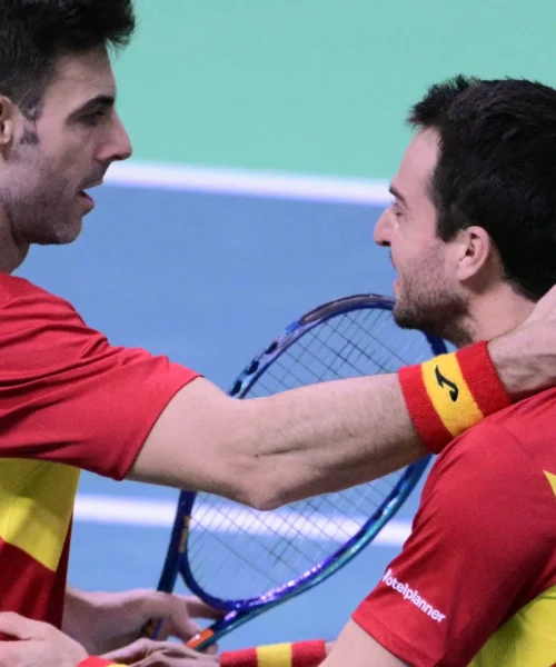 Coppa Davis, la Spagna orfana di Carlos Alcaraz batte soffrendo la Repubblica Ceca