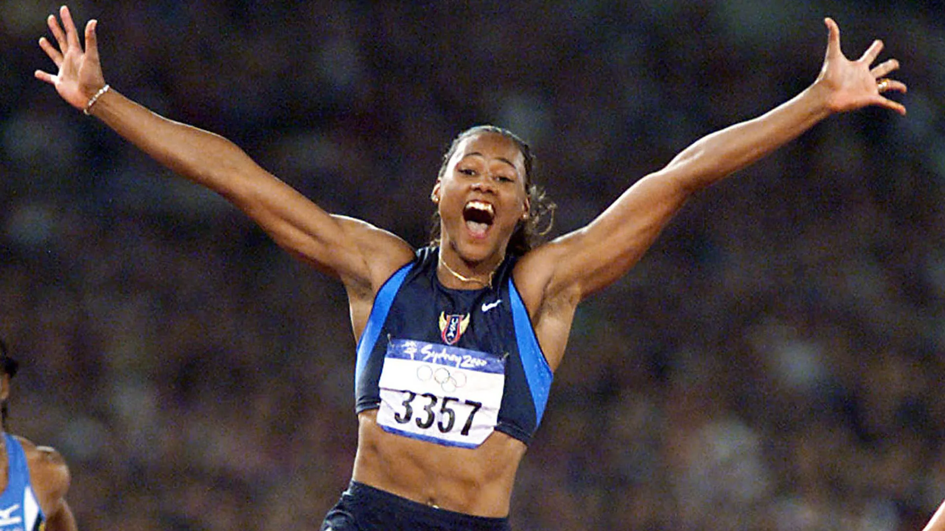 "Sono stata ricoverata in un centro di riabilitazione per imparare di nuovo a camminare", ha detto Marion Jones
