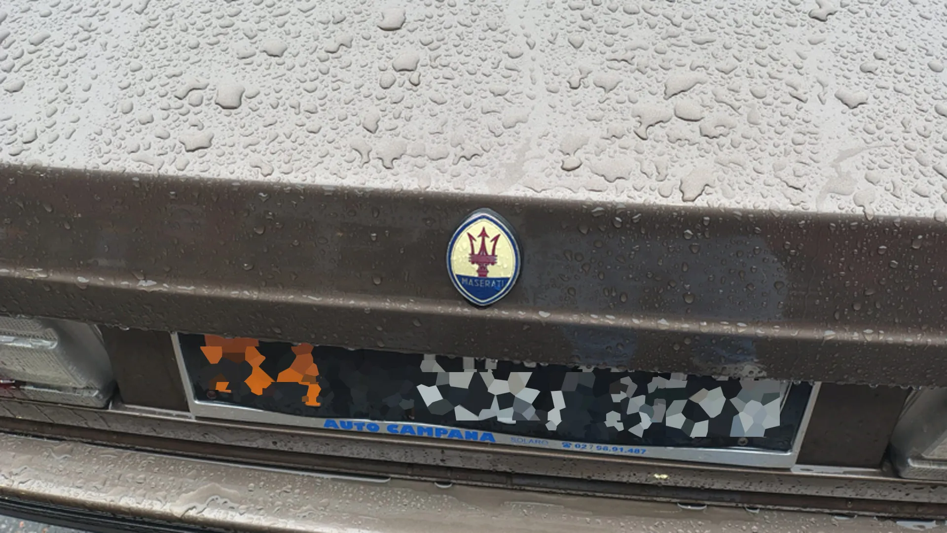 Prezzo competitivo di poco superiore ai 22 milioni di lire al debutto, obiettivo di 5.000 unità all'anno.