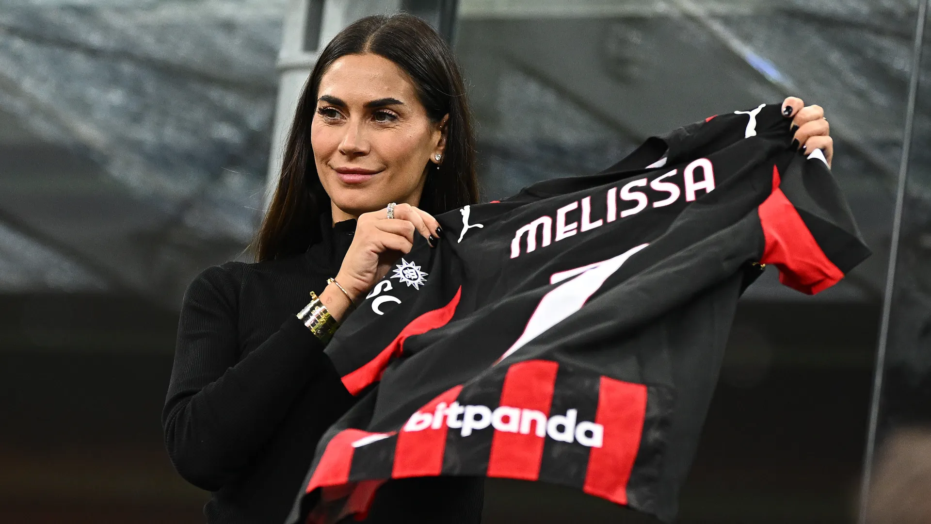 Talvolta Melissa Satta è anche protagonista di alcuni contenuti social del Milan
