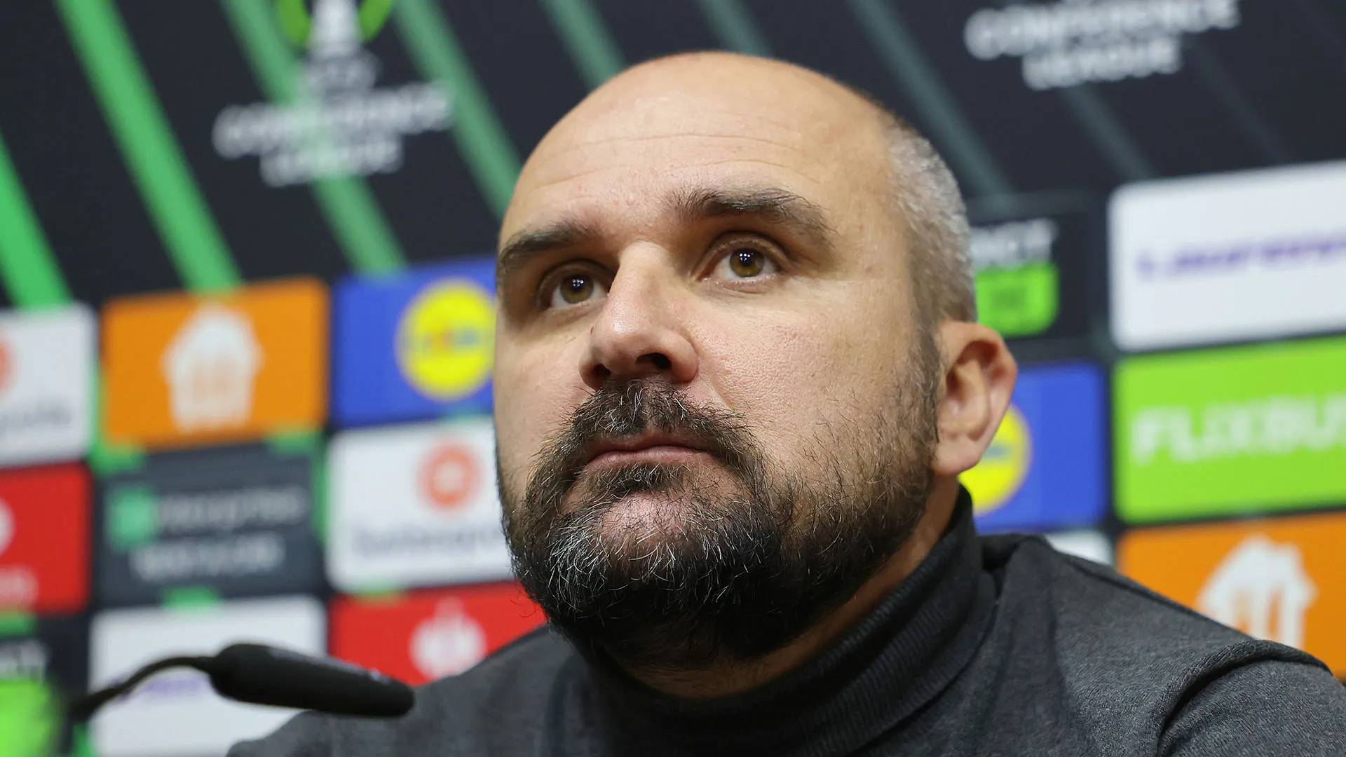 La Federcalcio serba ha espresso "profonda tristezza e incredulità" per la scomparsa dell'allenatore 44enne