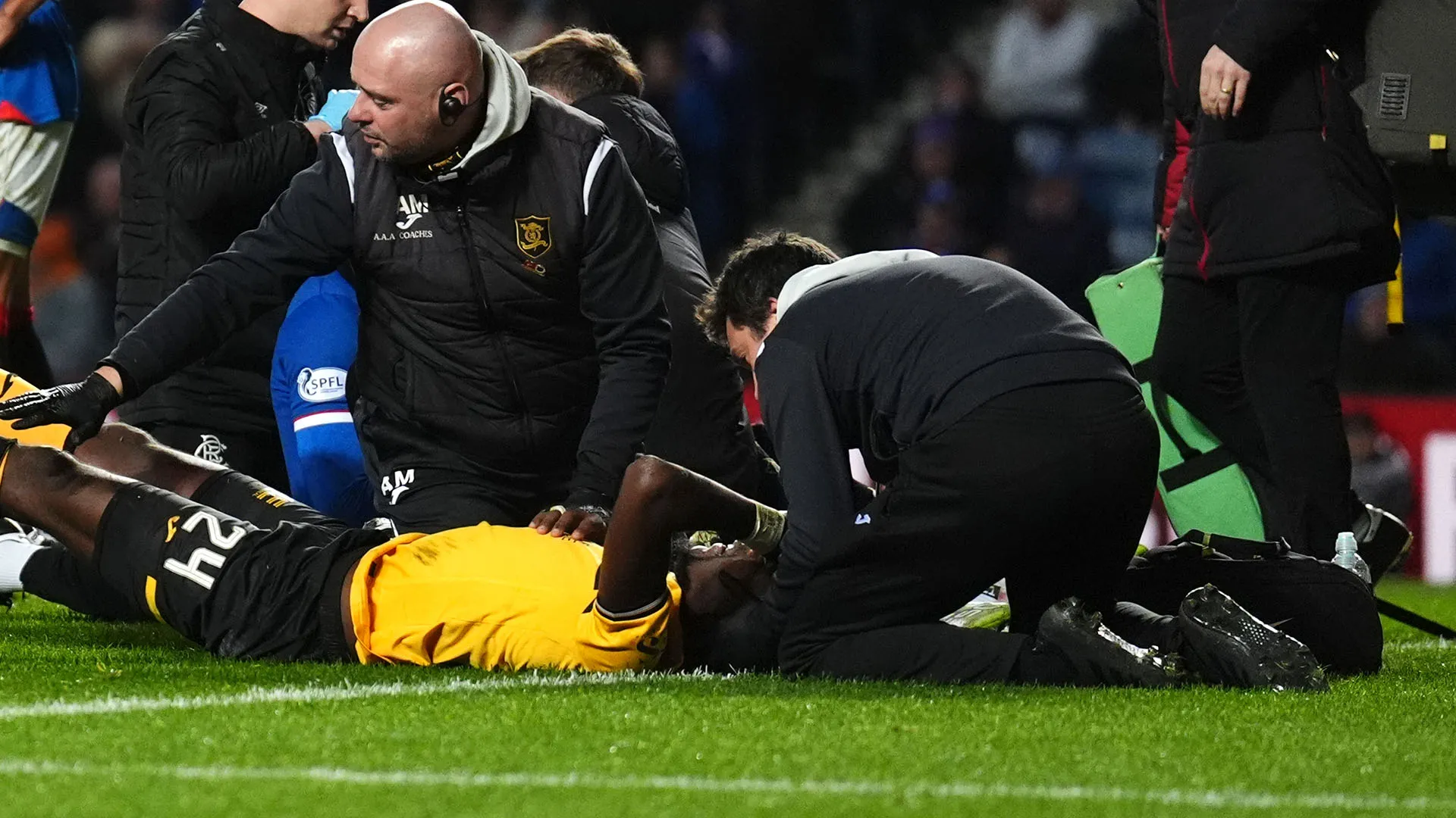 I Rangers hanno battuto il Livingston per 2-1