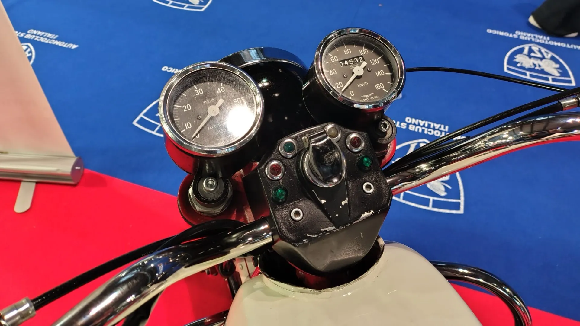 La velocità massima si aggirava intorno ai 125 km/h, adeguata al suo ruolo di moto da servizio