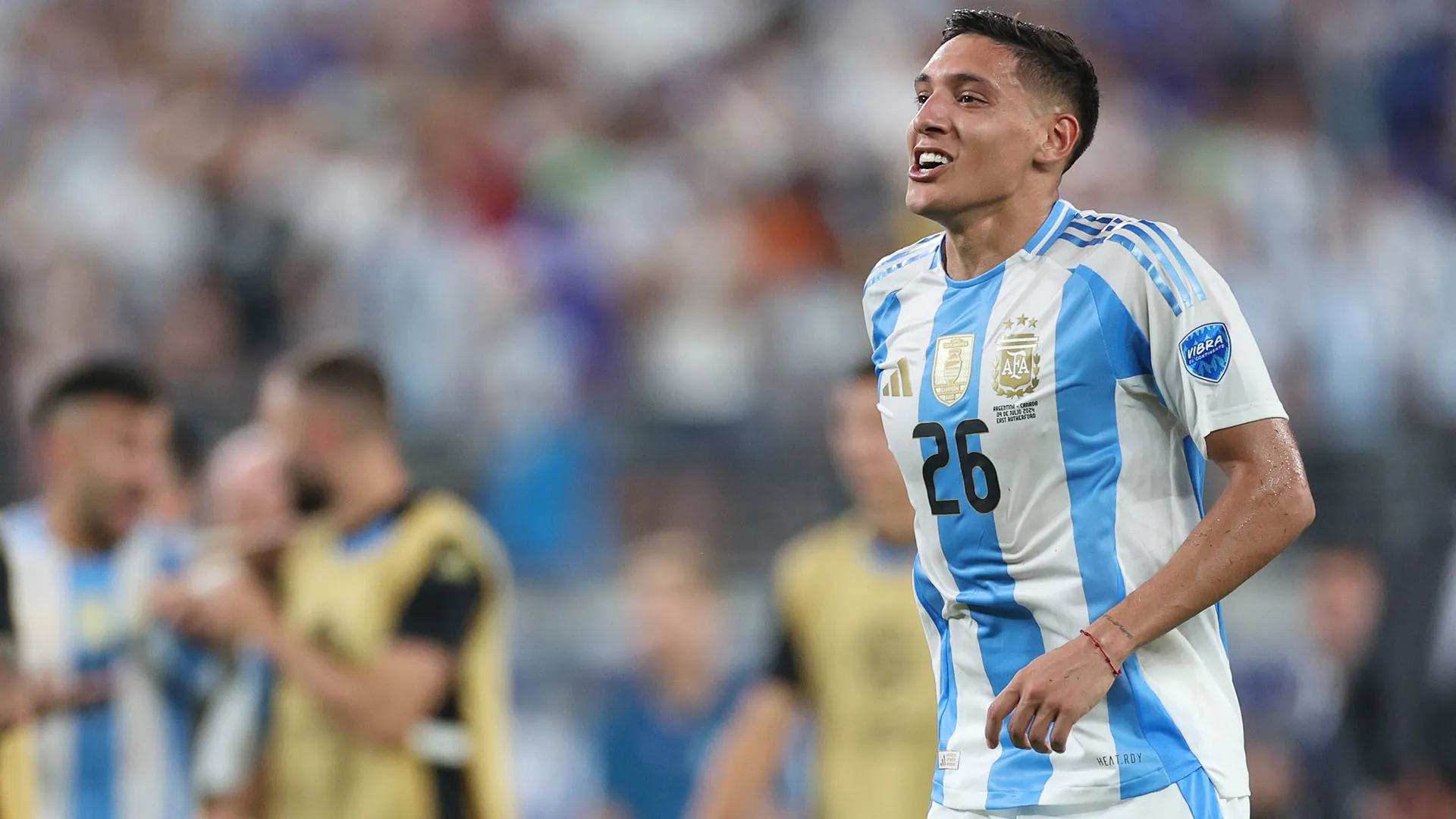 "I tre calciatori dell'Atletico Madrid sono esclusi perché non sono arrivati ​​in tempo per espletare le procedure sanitarie relative al vaccino contro la febbre gialla" si legge nel comunicato
