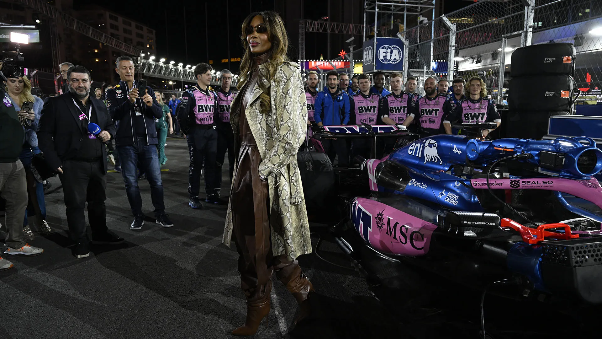 Sempre elegantissima Naomi Campbell, supermodella, attrice e cantante britannica