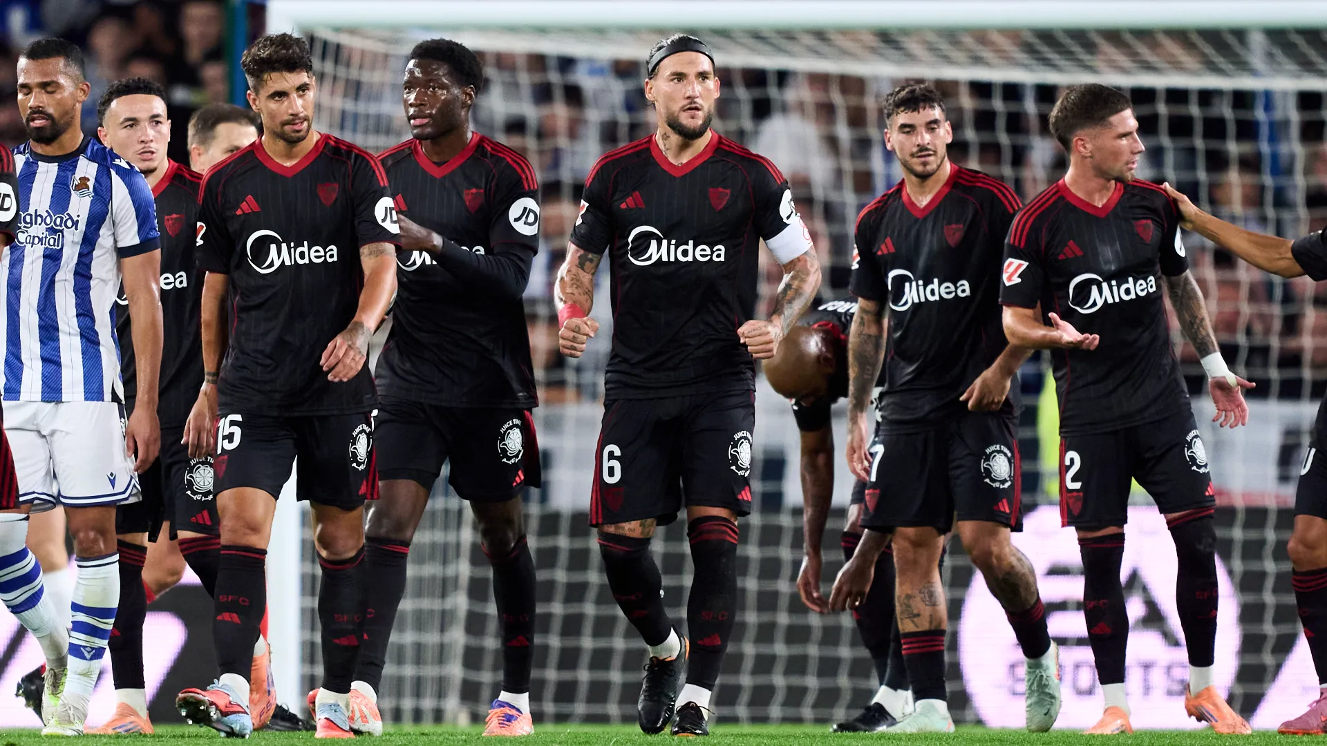 L'accessorio ha anche portato fortuna al centrocampista...
