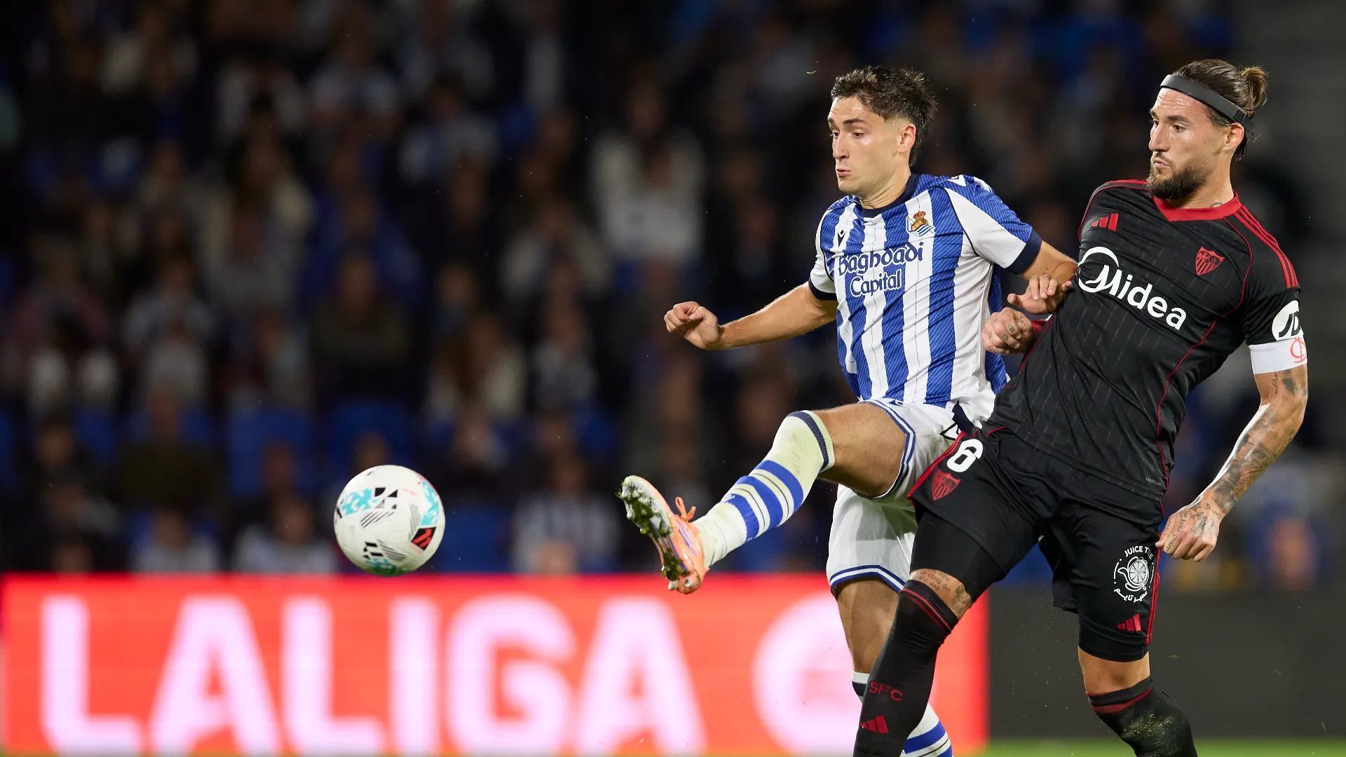 Si tratta di un accessorio che serve per salvaguardare i calciatori dalle commozioni cerebrali
