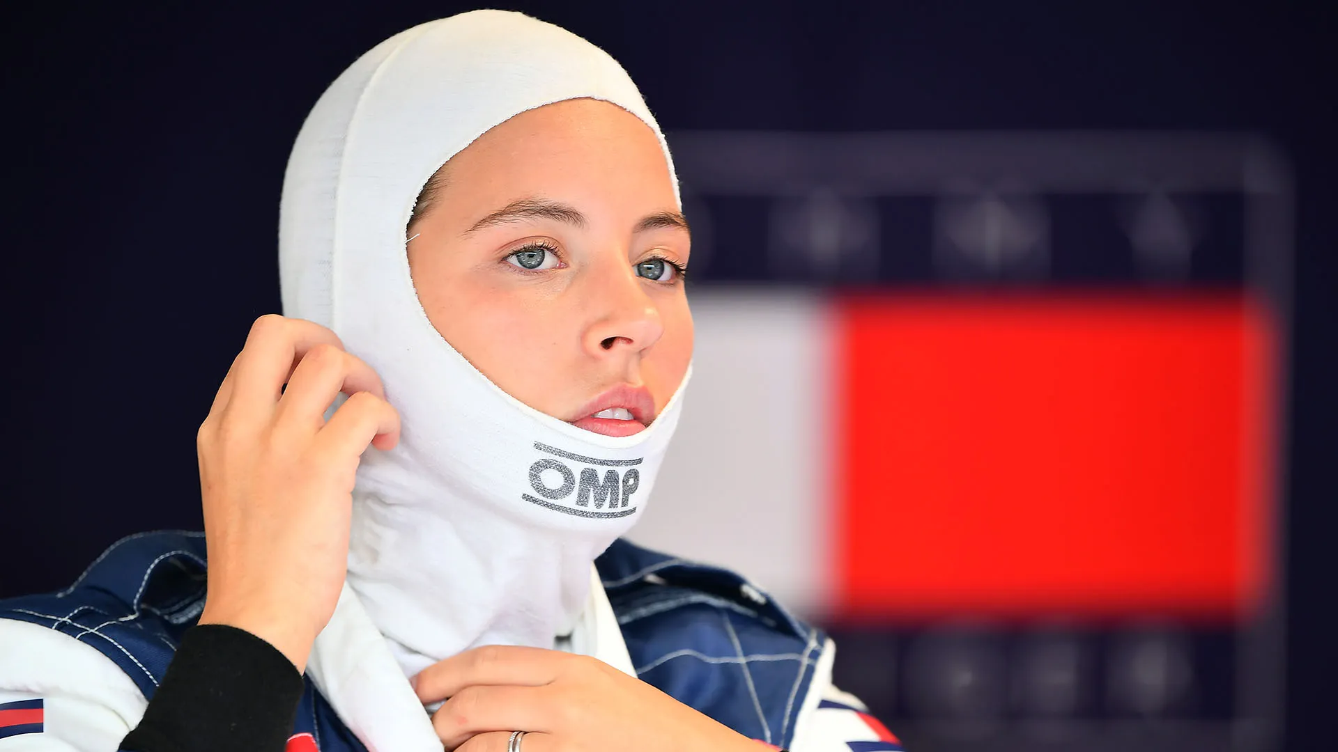 Parallelamente alla carriera da pilota, Nerea Marti sta coltivando la carriera da modella