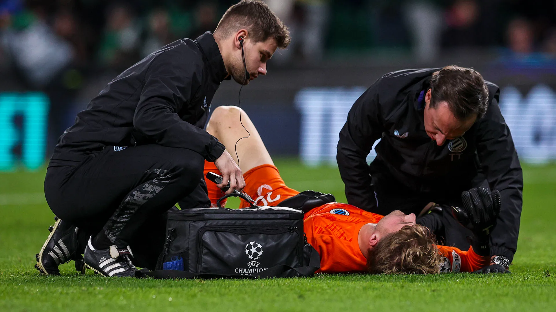 Momenti di grandissima paura durante la sfida tra Sporting e Club Brugge
