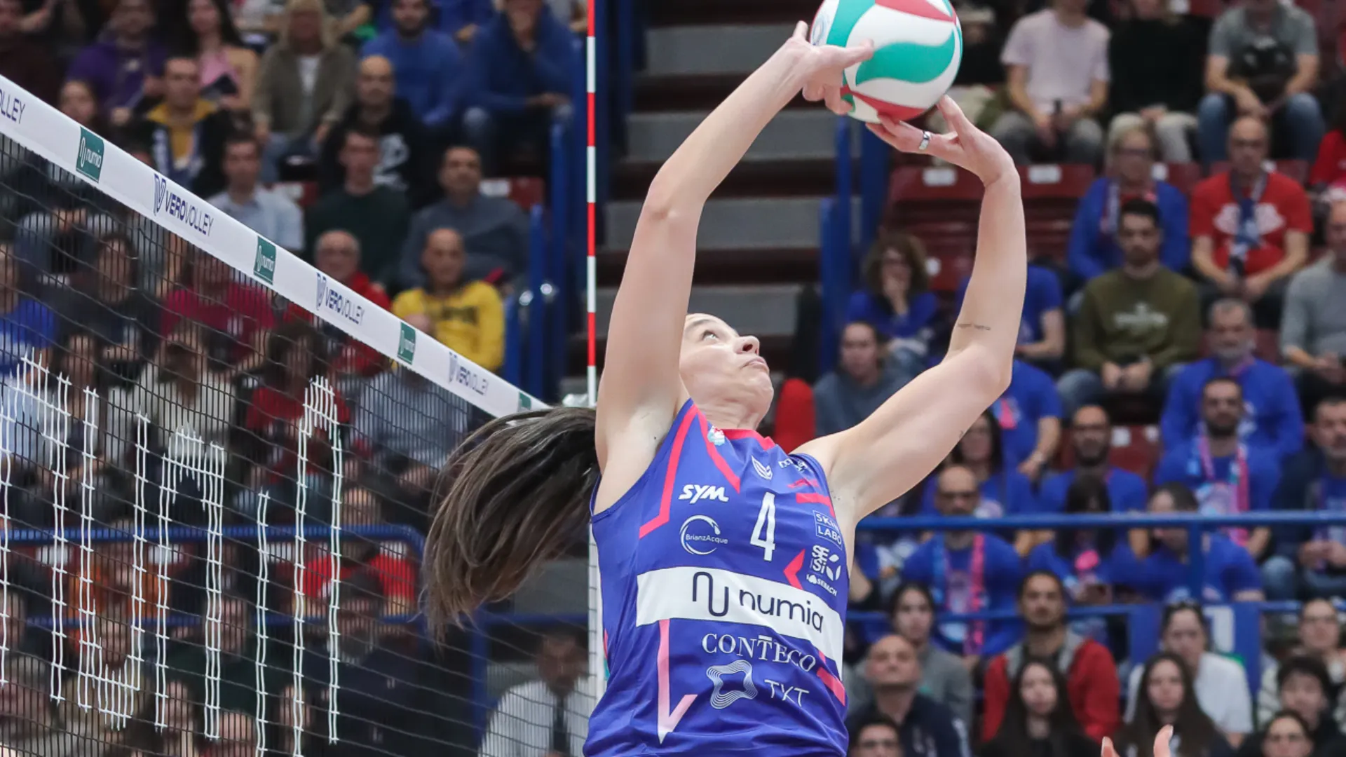 Milano come nei tre precedenti incontri disputati nelle scorse stagioni contro Conegliano è uscita sconfitta dal Forum.