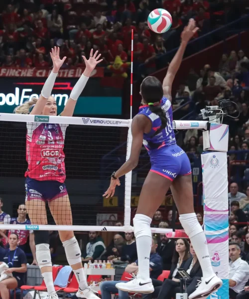 Paola Egonu non basta, il Forum resta tabù tra vip e tifosi da record: le foto