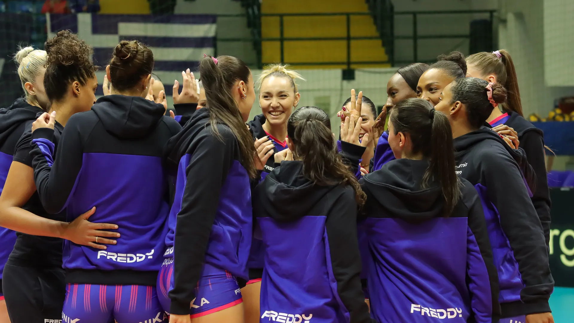La prima partita è stata disputata all'Opiquad Arena di Monza.