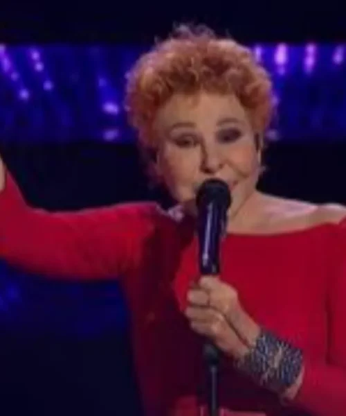 Ornella Vanoni è morta, malore nella notte a Milano a 91 anni