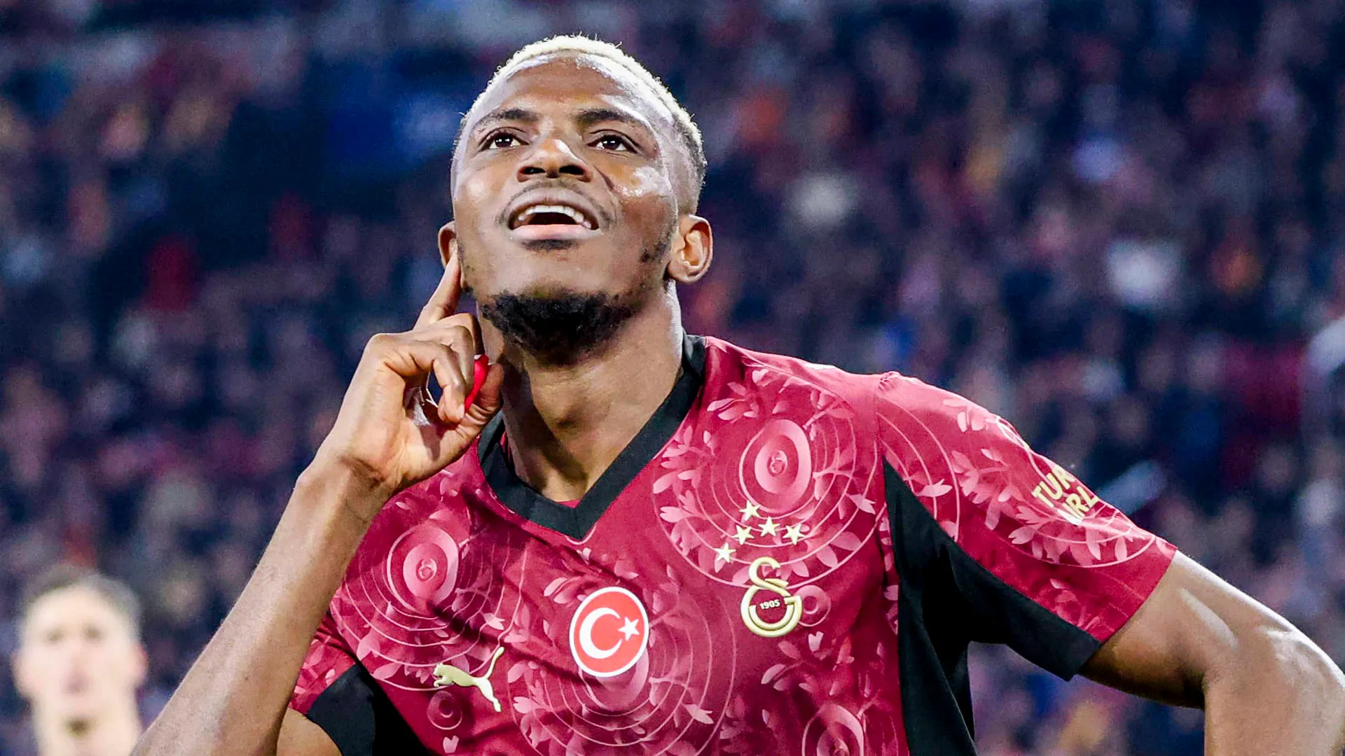 Il protagonista assoluto della serata è stato Victor Osimhen, autore di 3 gol