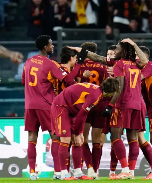 La Roma continua a vincere: Midtjylland ko all’Olimpico. Allarme per Koné