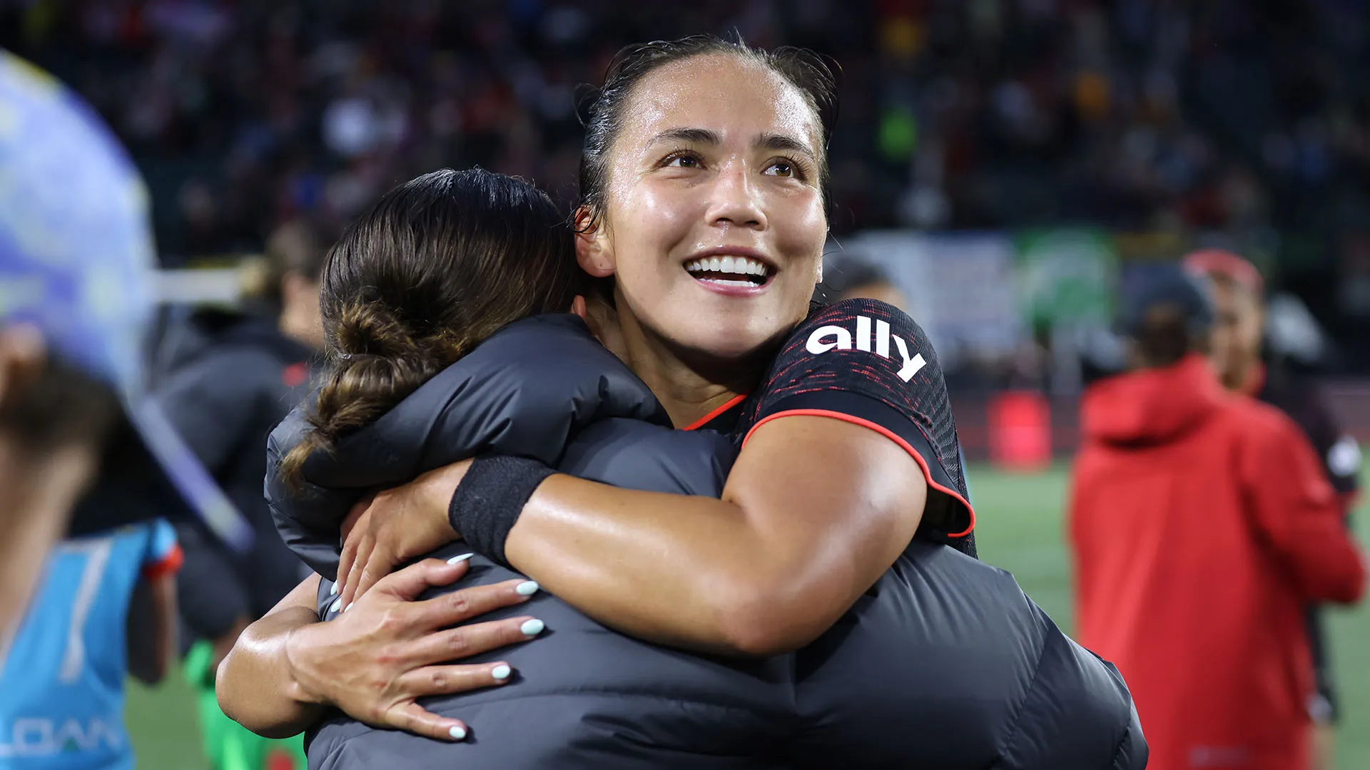 Durante il liceo è stata riconosciuta come “Gatorade Washington Girls Soccer Player of the Year”