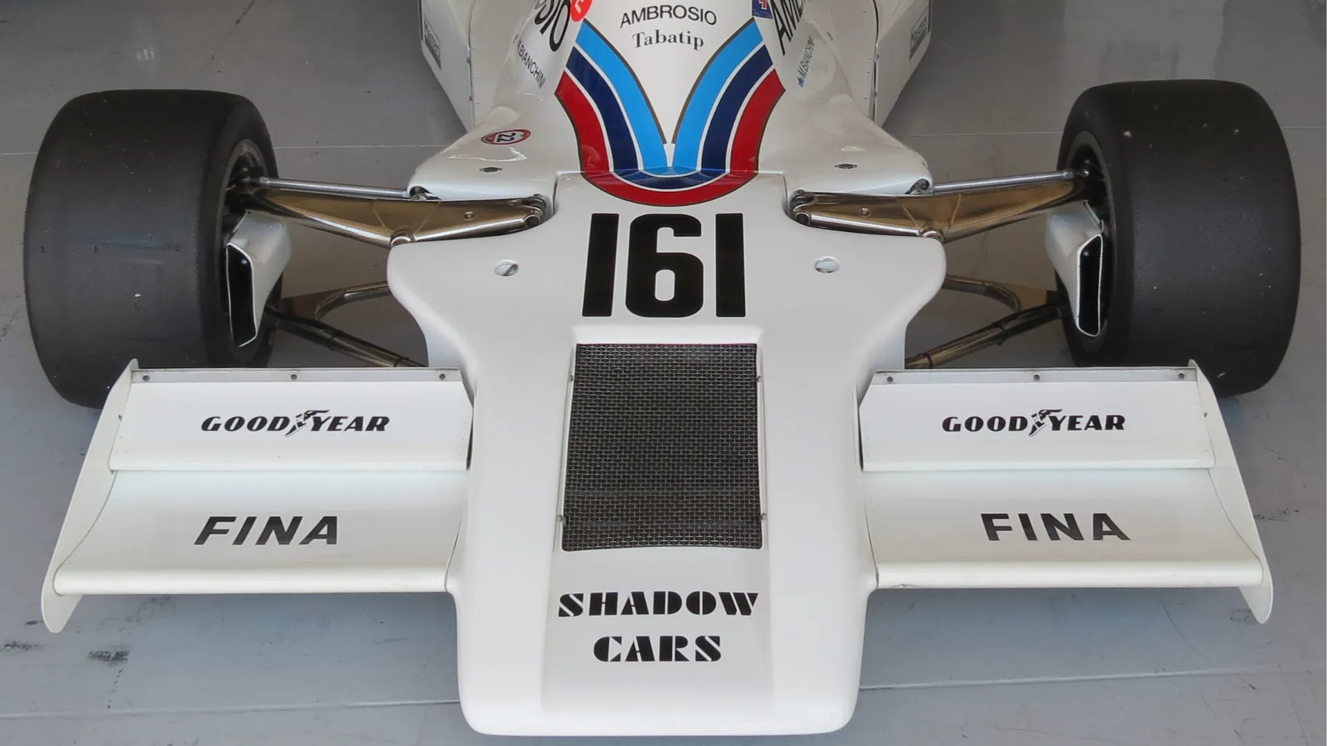 Progettata da Tony Southgate con Dave Wass per il 1976, completato solo un esemplare a fine anno.