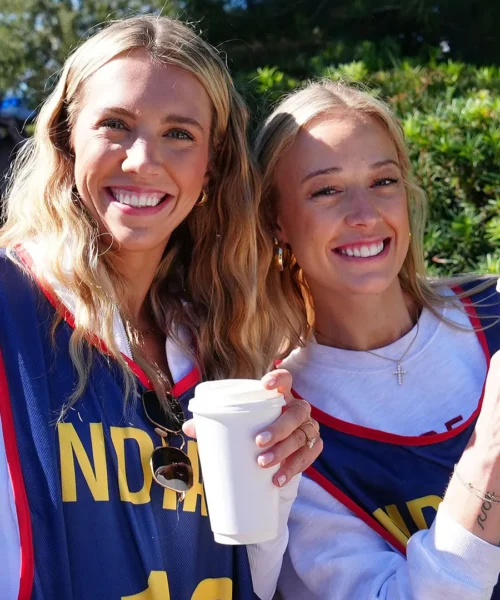 Sophie Cunningham e Lexie Hull incantano tutti sul campo da golf. Immagini