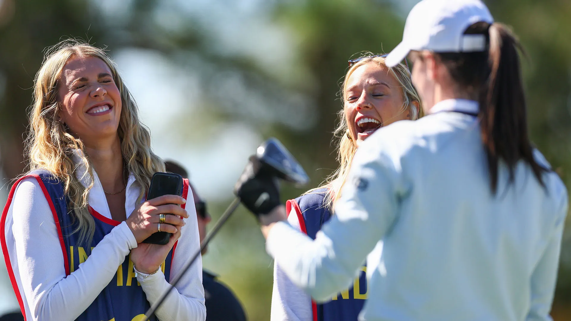 Come si vede dalle foto, le due giocatrici si sono divertite molto 