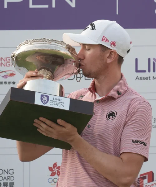 A Hong Kong Tom McKibbin fa l’impresa