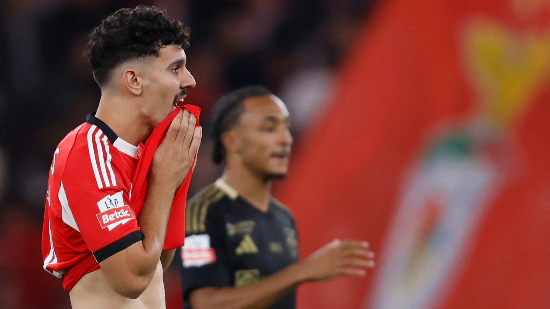 Tomas Araujo ha commesso un errore assurdo durante la partita del campionato portoghese