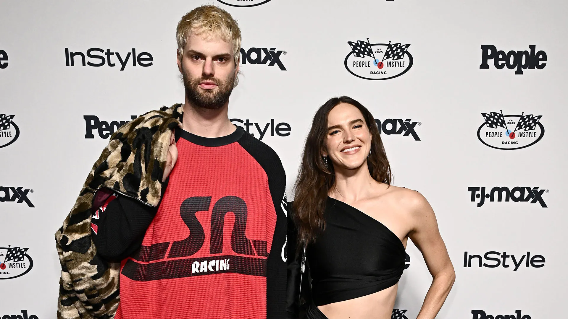 Qui c'è il duo musicale composto da Tucker Halpern e Sophie Hawley-Weld