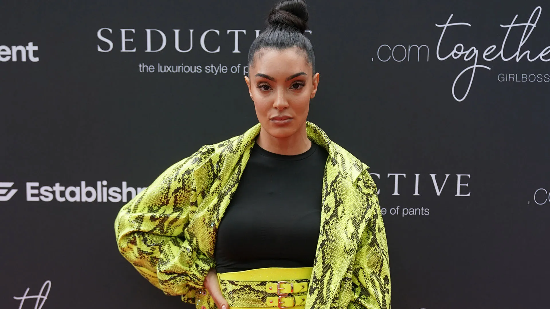 Nel corso degli anni ha collaborato per testate come Kicker, Sky Sports News, Sport Bild e Sport 1