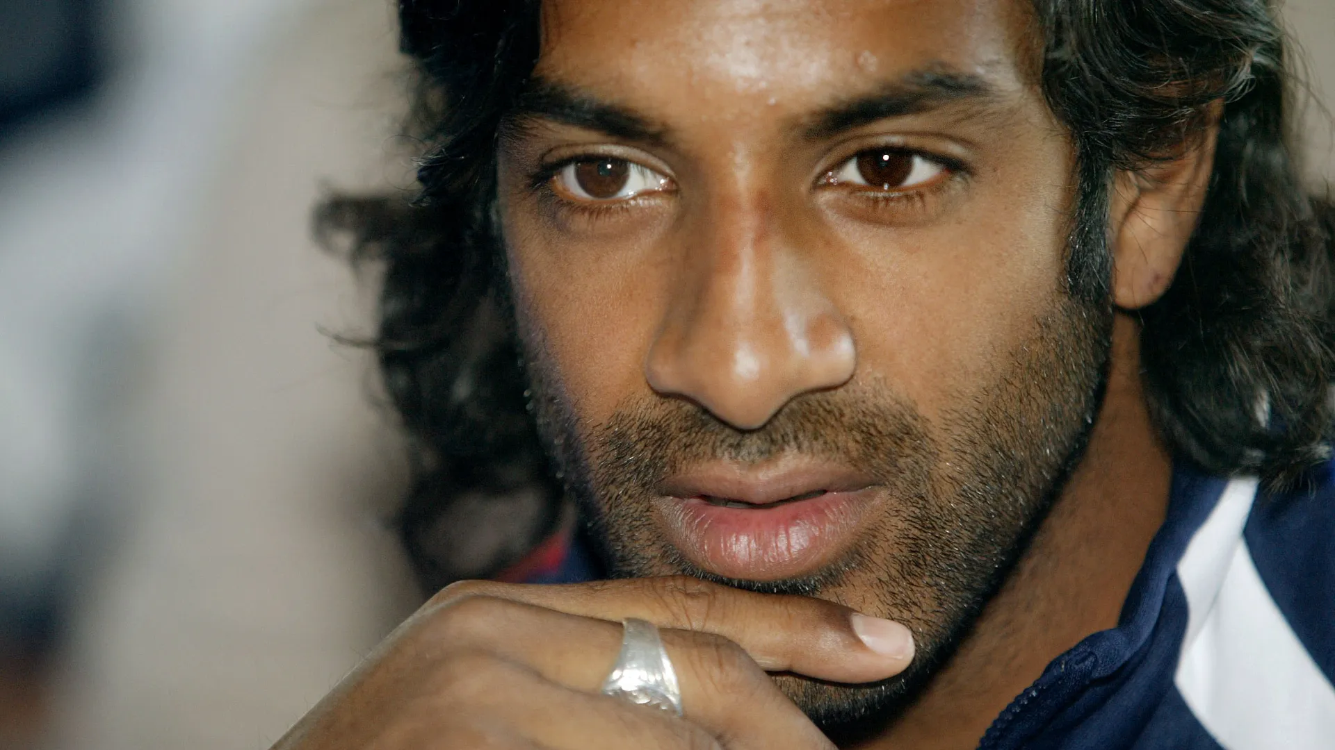 Vikash Dhorasoo ha deciso di cambiare totalmente vita dopo l'addio al calcio giocato nel 2007
