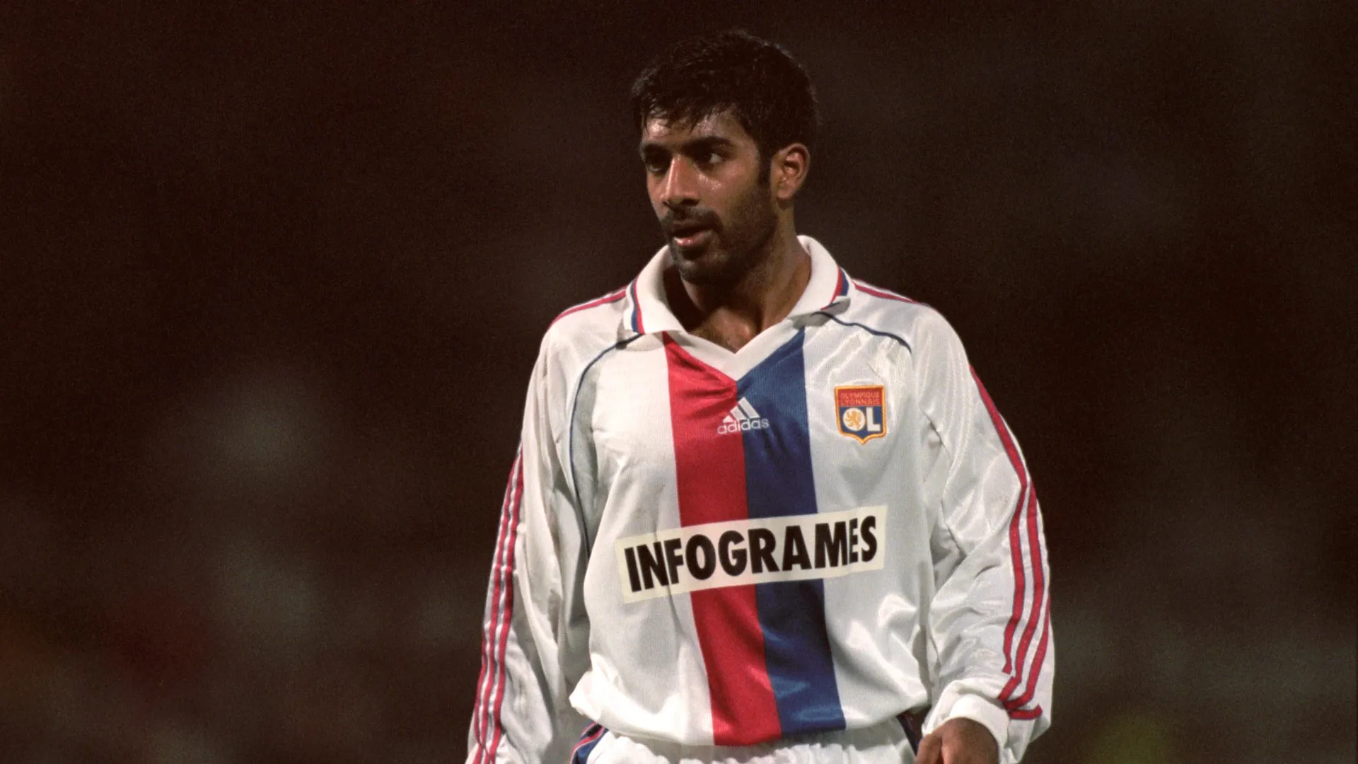 Ha vestito la maglia del club francese tra il 1998 e il 2001, tra il 2002 e il 2004 e tra il 2005 e il 2006...
