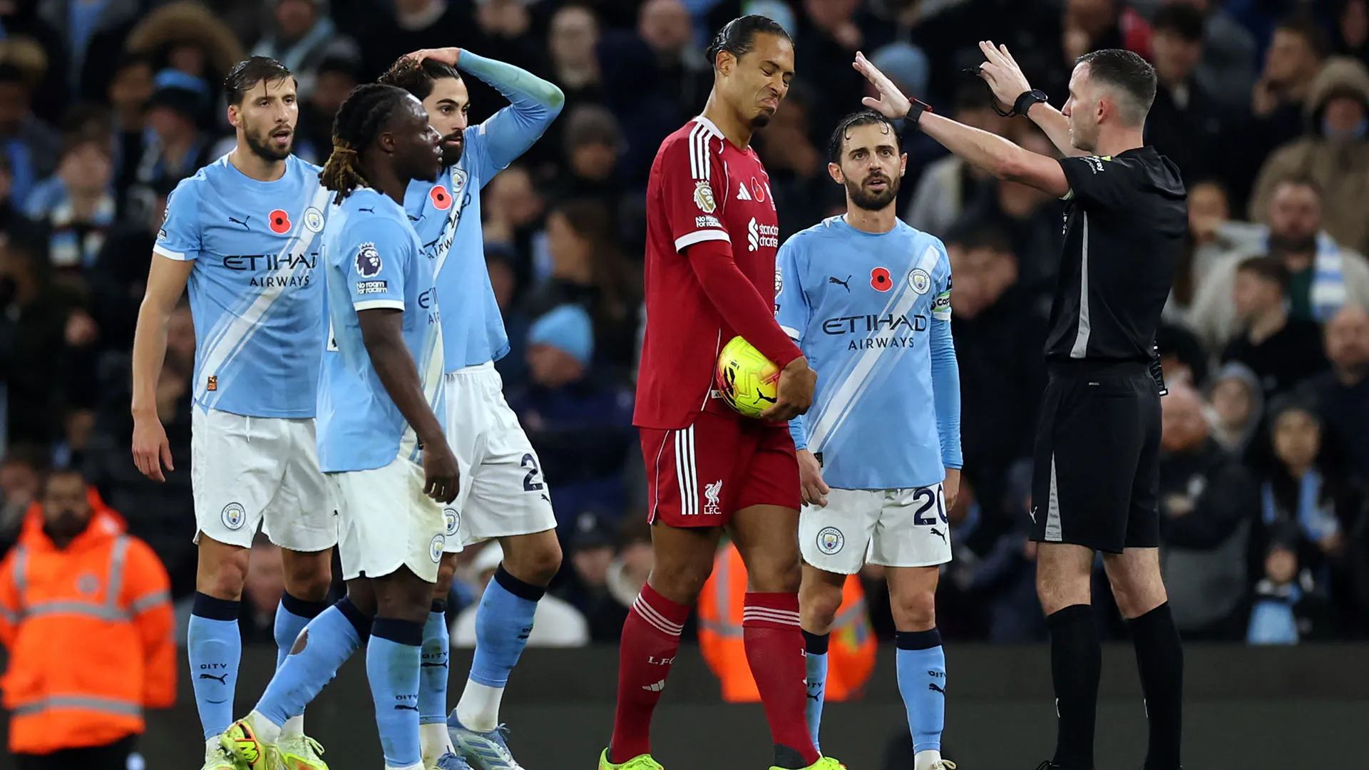 L'arbitro l'ha valutato diversamente e ha concesso il calcio di rigore