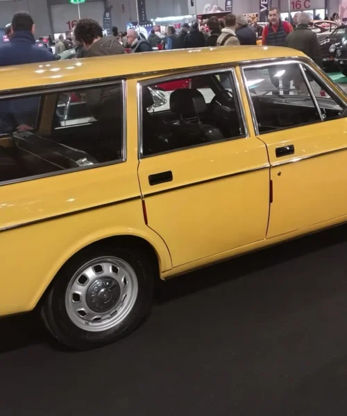 Ma quanto è lunga questa Volvo? Le foto della mitica 145