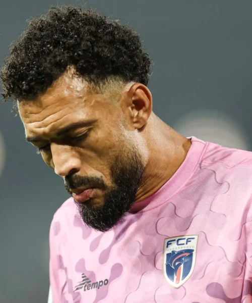 José Mourinho, gesto da libro Cuore con Vozinha