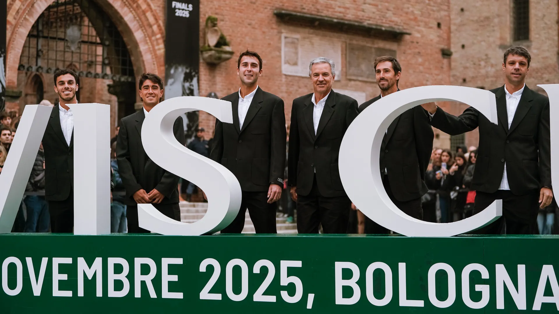 Bologna ha ospitato il Welcome Brunch della Final 8 di Coppa Davis 2025 con una grande festa.