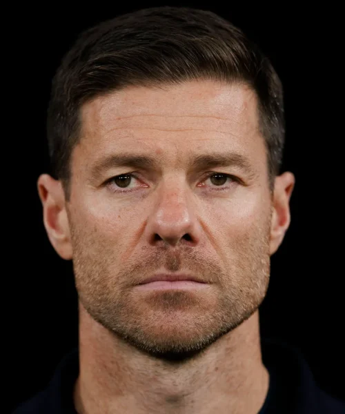 Crepe nello spogliatoio del Real: Xabi Alonso in grande difficoltà. Foto