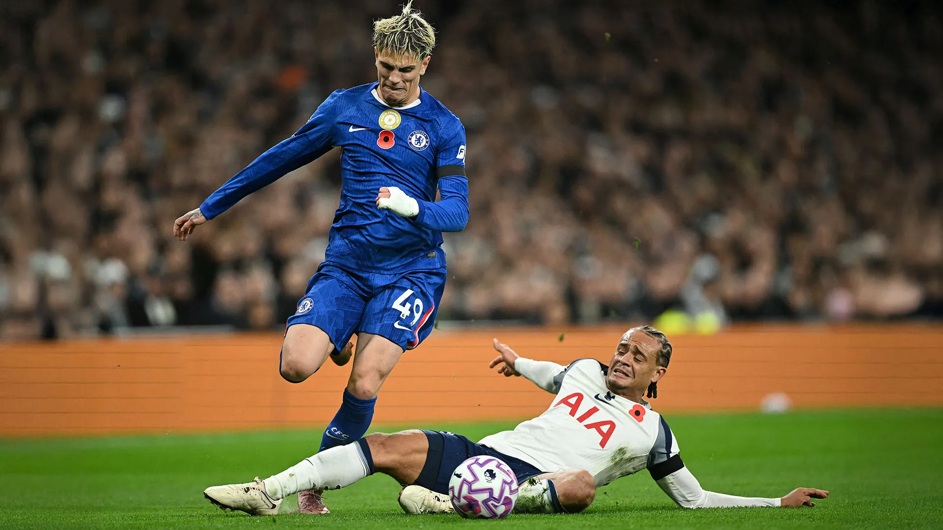 I tifosi del Tottenham si aspettano che Xavi Simons ingrani presto la marcia giusta per dare il suo contributo alla squadra
