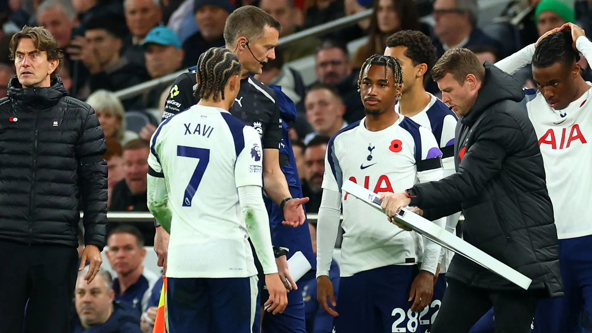 Al 73' Thomas Frank ha deciso di sostituirlo in favore di Wilson Odobert
