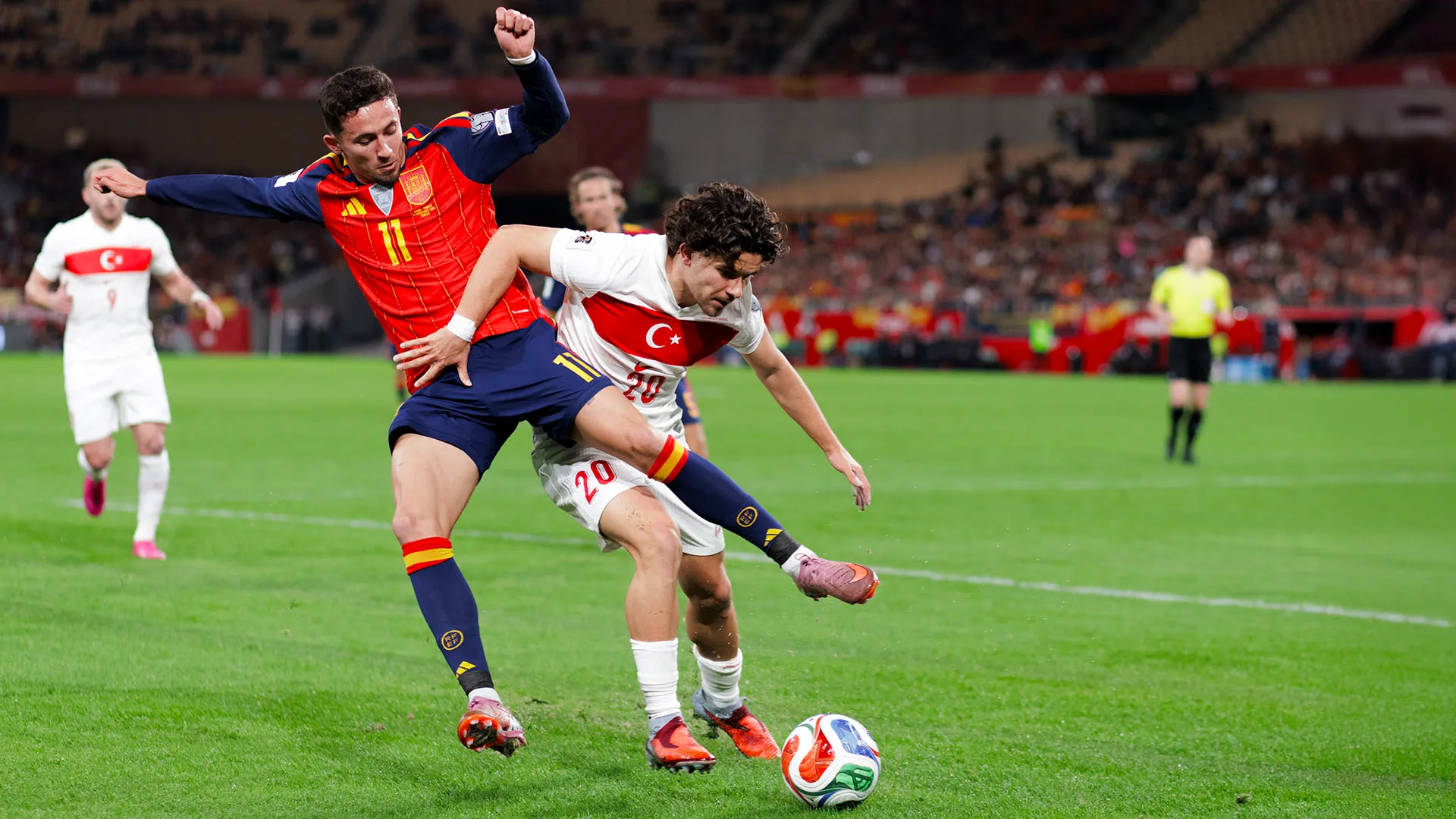 La Spagna, già qualificata ai Mondiali, ha pareggiato per 2-2 l'ultima partita della fase a gironi contro i turchi