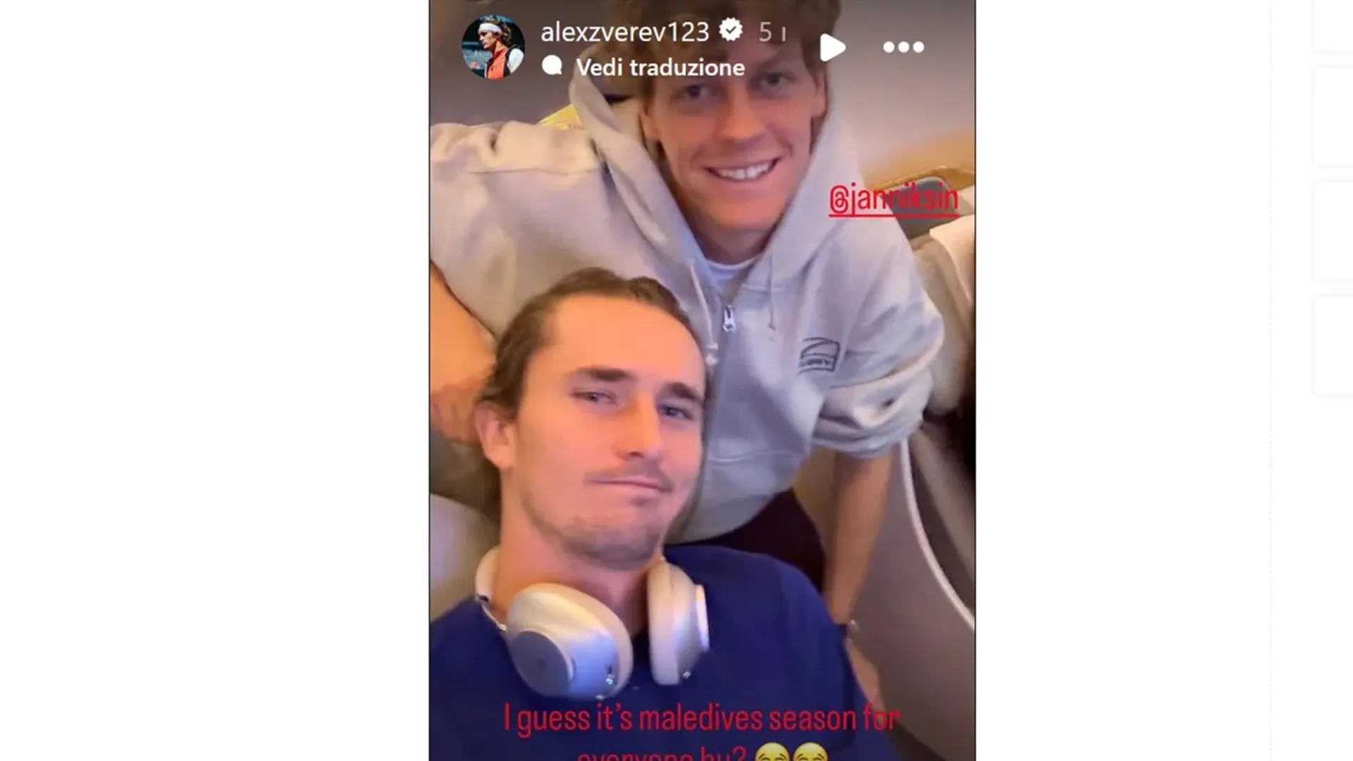 "Immagino che sia la stagione delle Maldive per tutti, eh?"