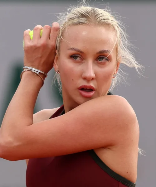 Svolta drastica nella vita di Anastasia Potapova: le foto più belle