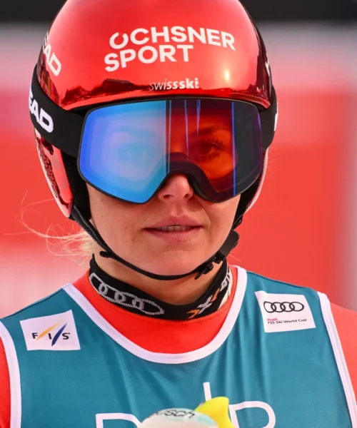 L’annus horribilis delle sciatrici in vista di Milano-Cortina 2026: anche Corinne Suter va ko