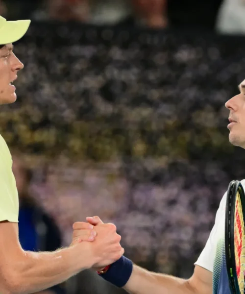 Jannik Sinner sbalordisce De Minaur: “Non so ancora come abbia fatto”