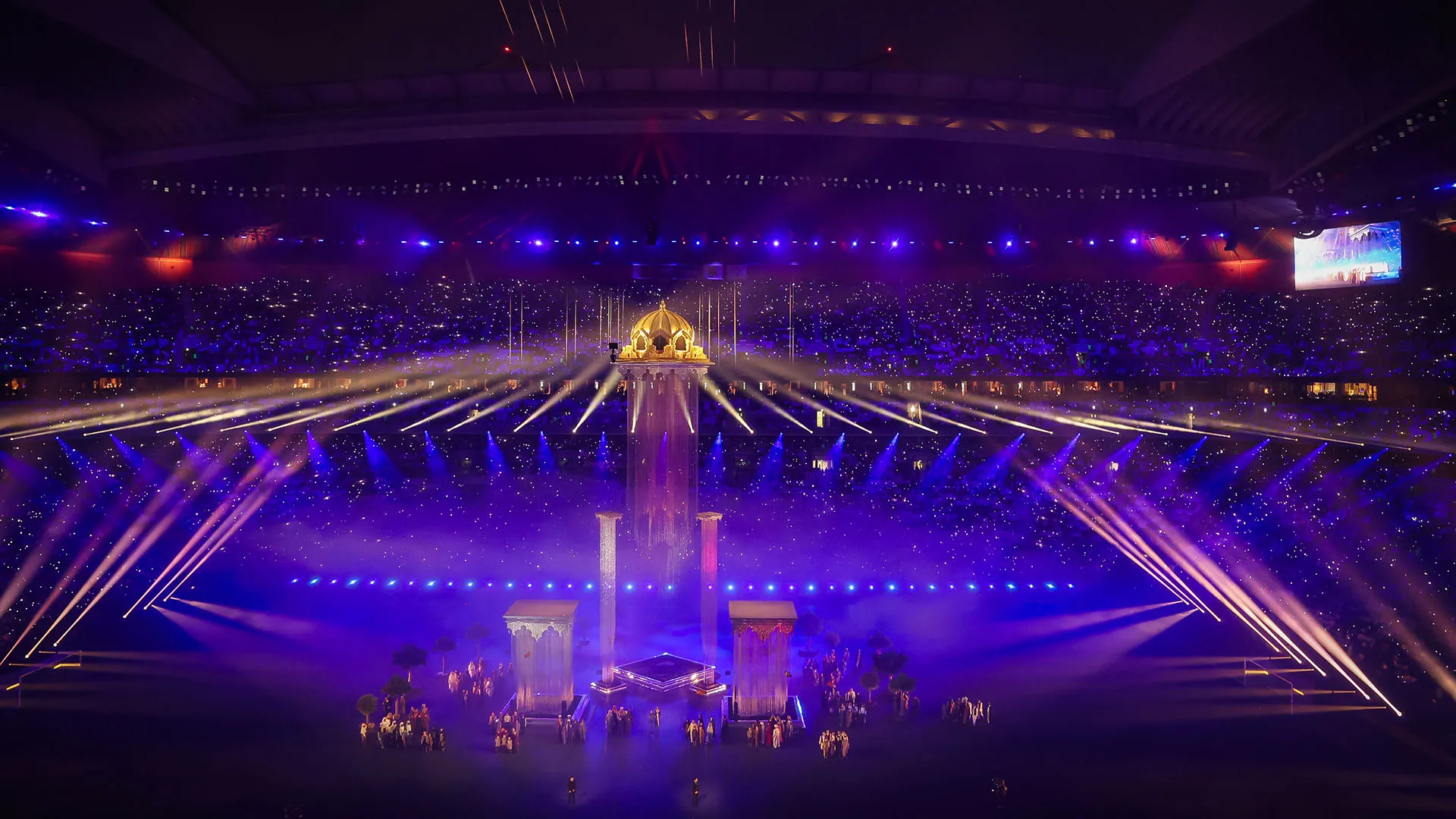 Le foto della spettacolare cerimonia d'apertura della Coppa araba