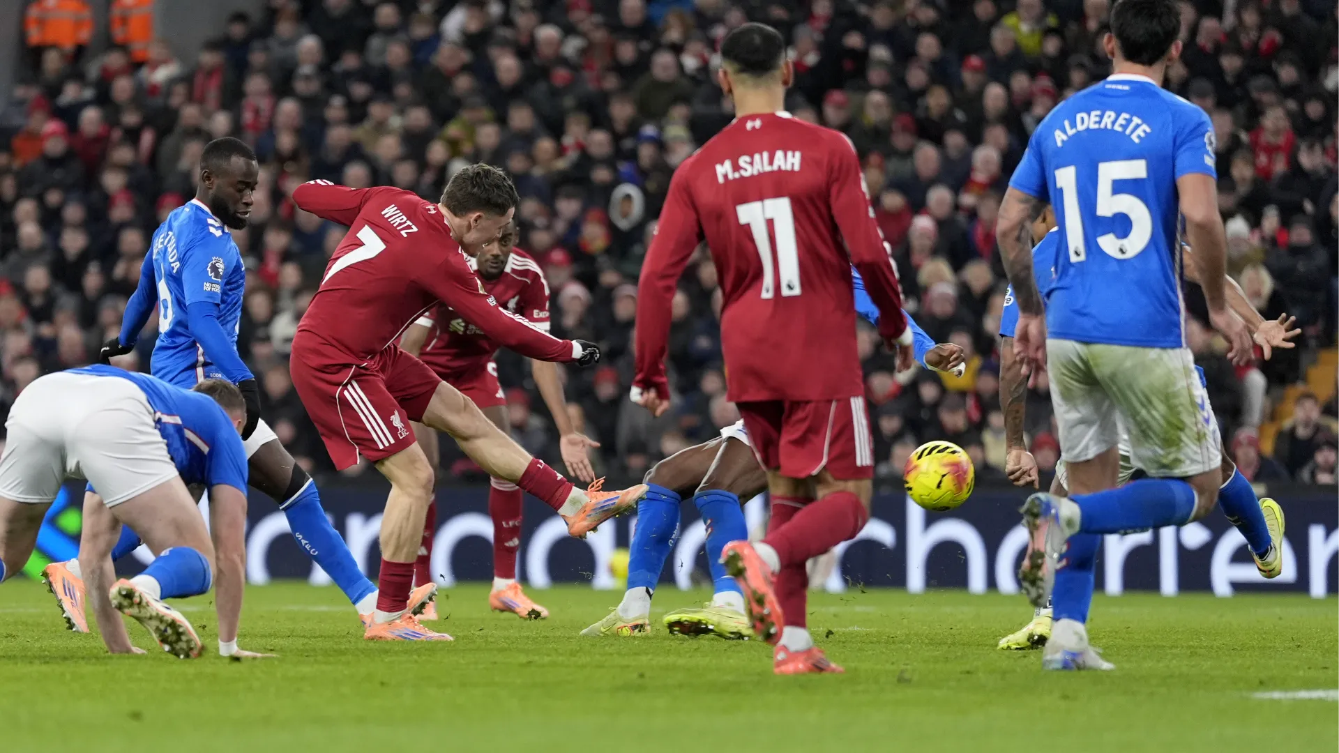 Finalmente si è visto un Florian Wirtz decisivo: sull'autogol di Mukiele che ha permesso al Liverpool di pareggiare c'è il suo zampino
