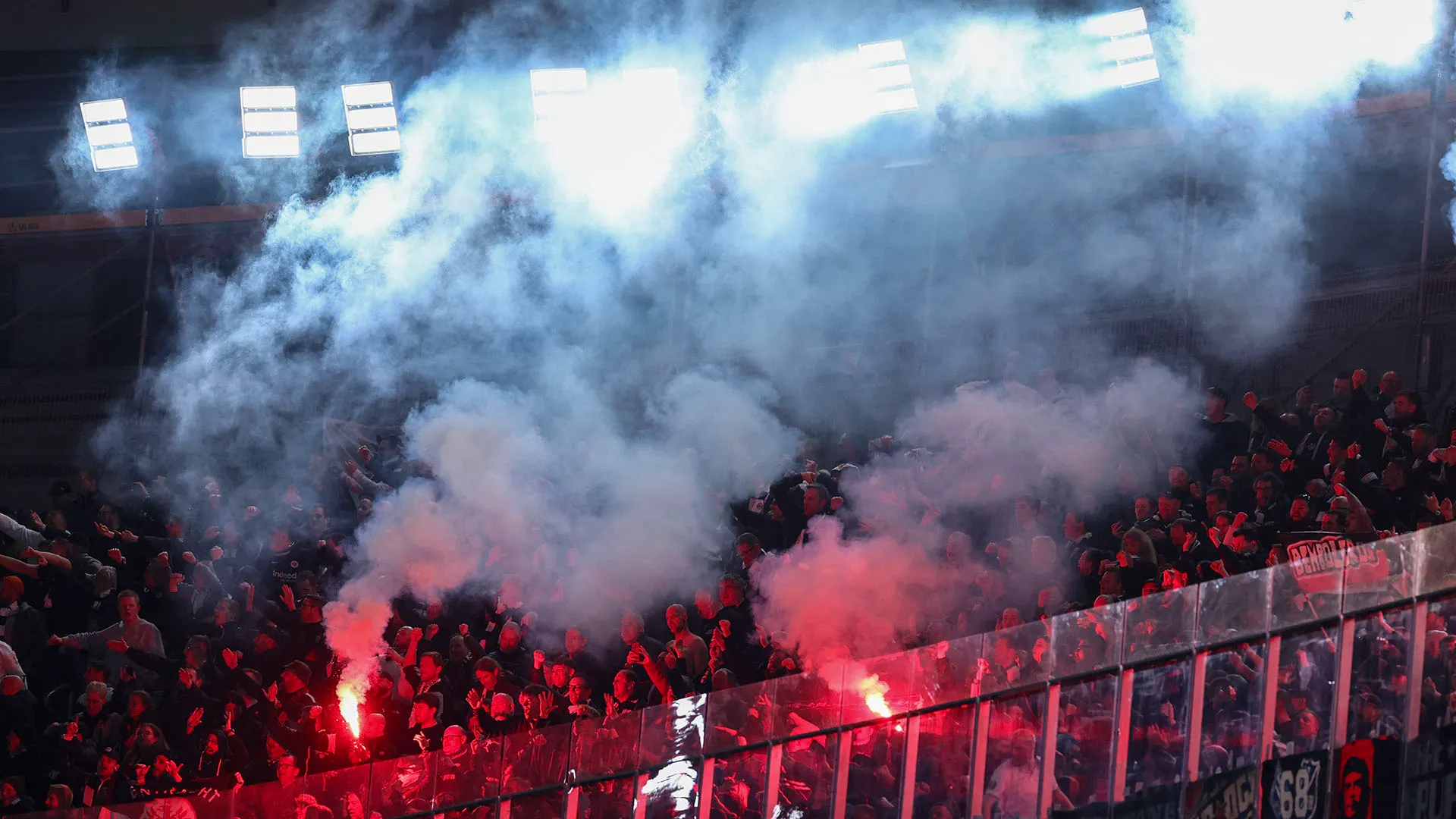 "Alcuni tifosi tedeschi hanno messo a rischio la loro incolumità" scrive il MD
