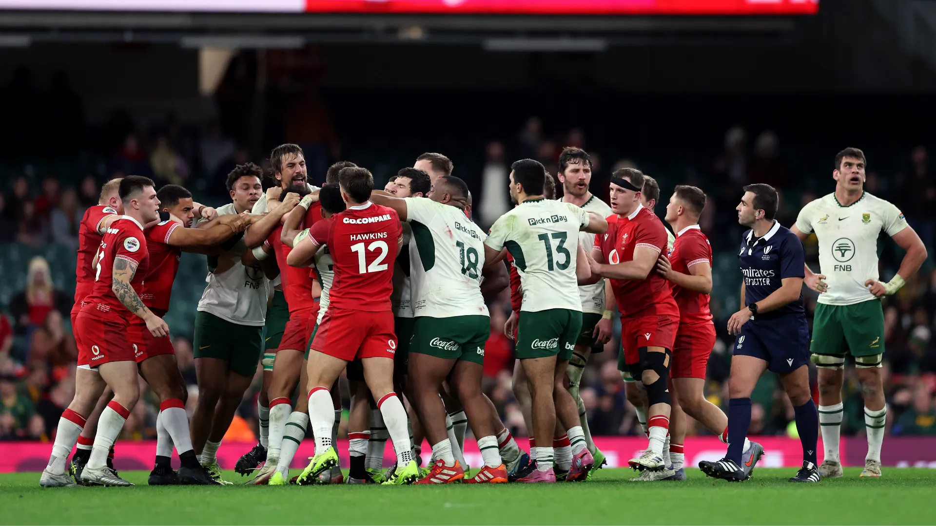 Un pessimo spettacolo per i tifosi presenti allo stadio e per chi ha visto la partita da casa