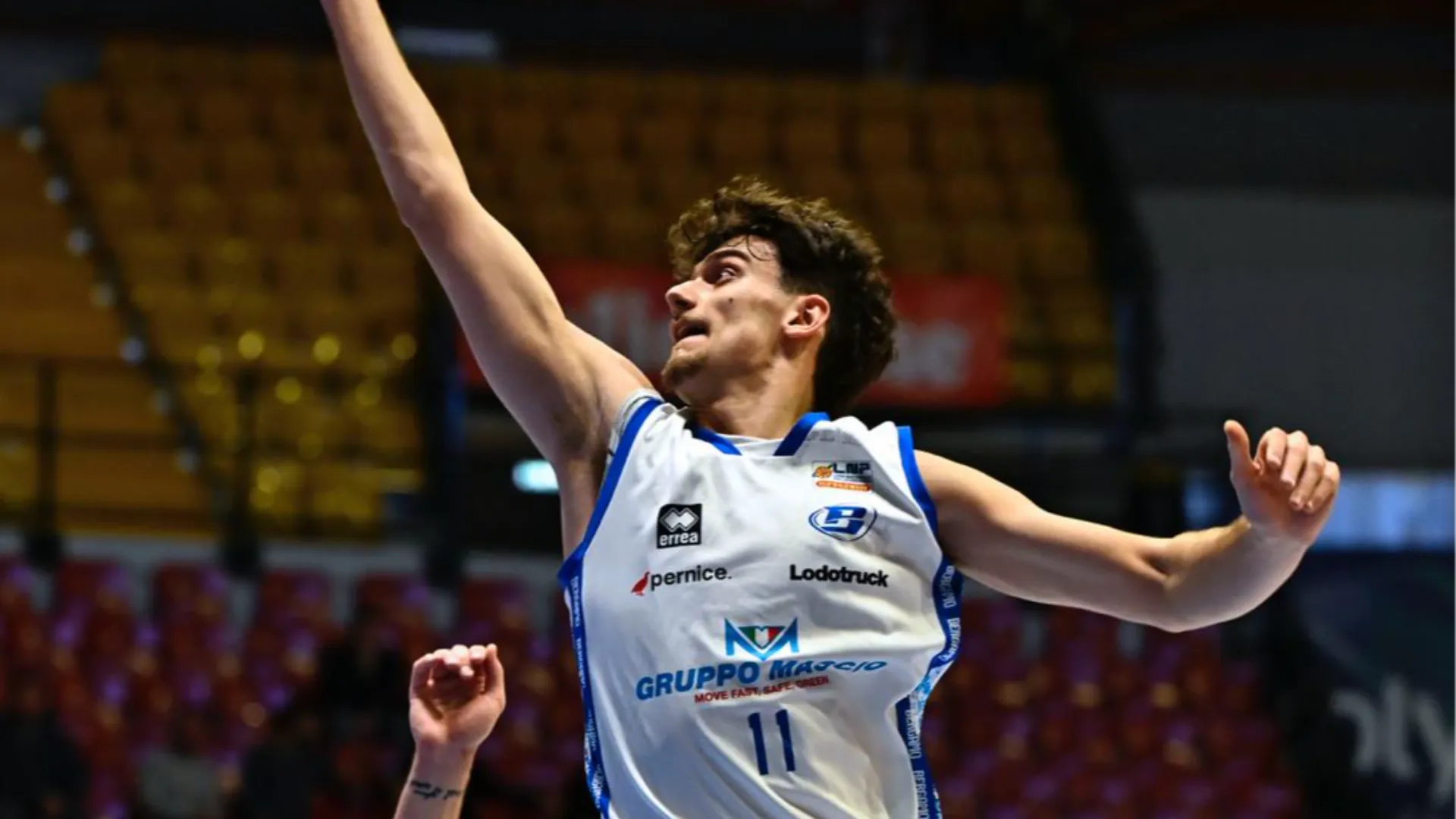 Si è trattata di una gara equilibrata, nella quale entrambe le squadre hanno fatto largo uso del tiro da 3